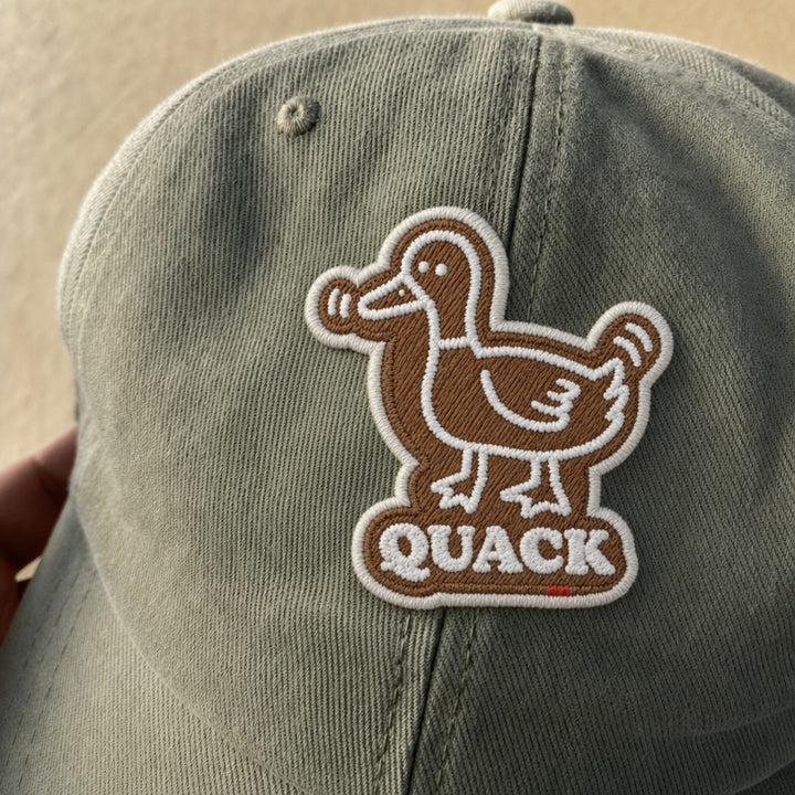 QUACK Duck Patch Braun auf Cap #farbe_braun